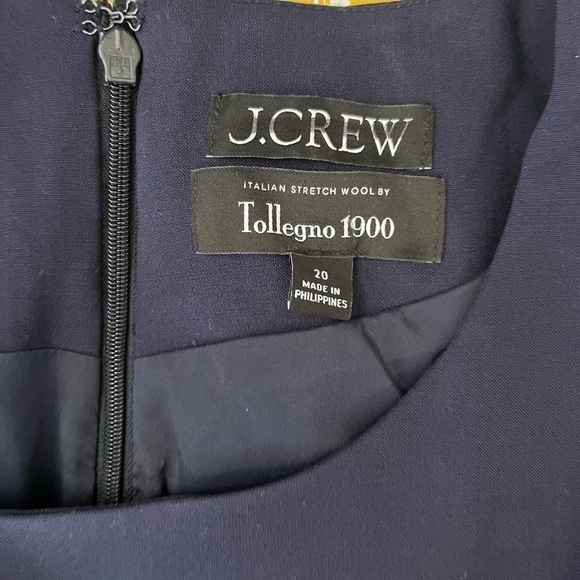 J. Crew Short sleeve mini dress in bi-stretch wool blend BP599 Navy 20 - Picture 4 of 6
